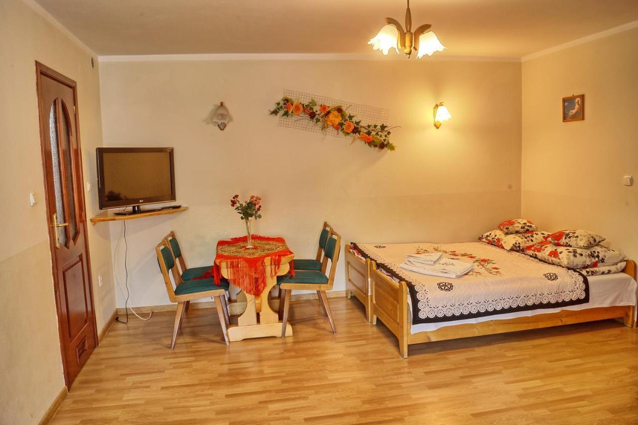 Pokoje U Borzana Bed and Breakfast Biały Dunajec Esterno foto